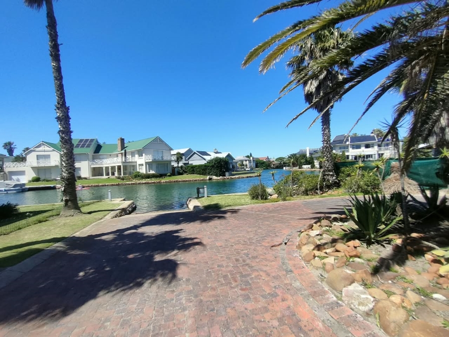 3 Bedroom Property for Sale in Marina Martinique Eastern Cape